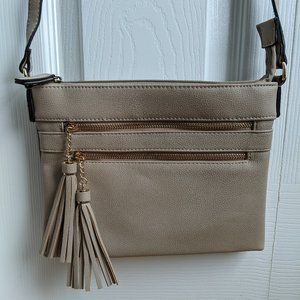Like-new beige tan crossbody purse bag